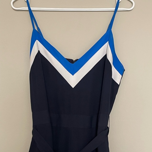 Banana Republic jumpsuit, Size 2 - Picture 2 of 6